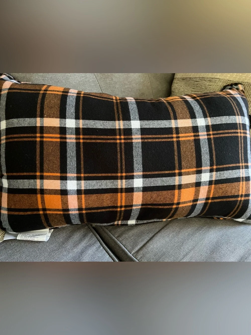 N/A decorative pillow